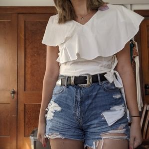 Cropped shirt